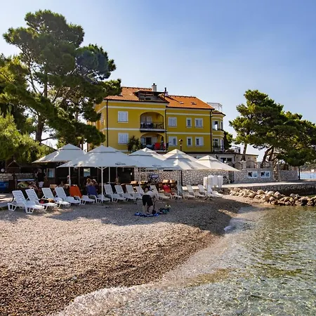 Petrac - App5 & App5a Apartmán *