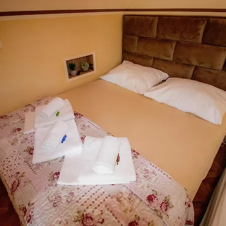 Petrac - App5 & App5a Apartamento Banjol